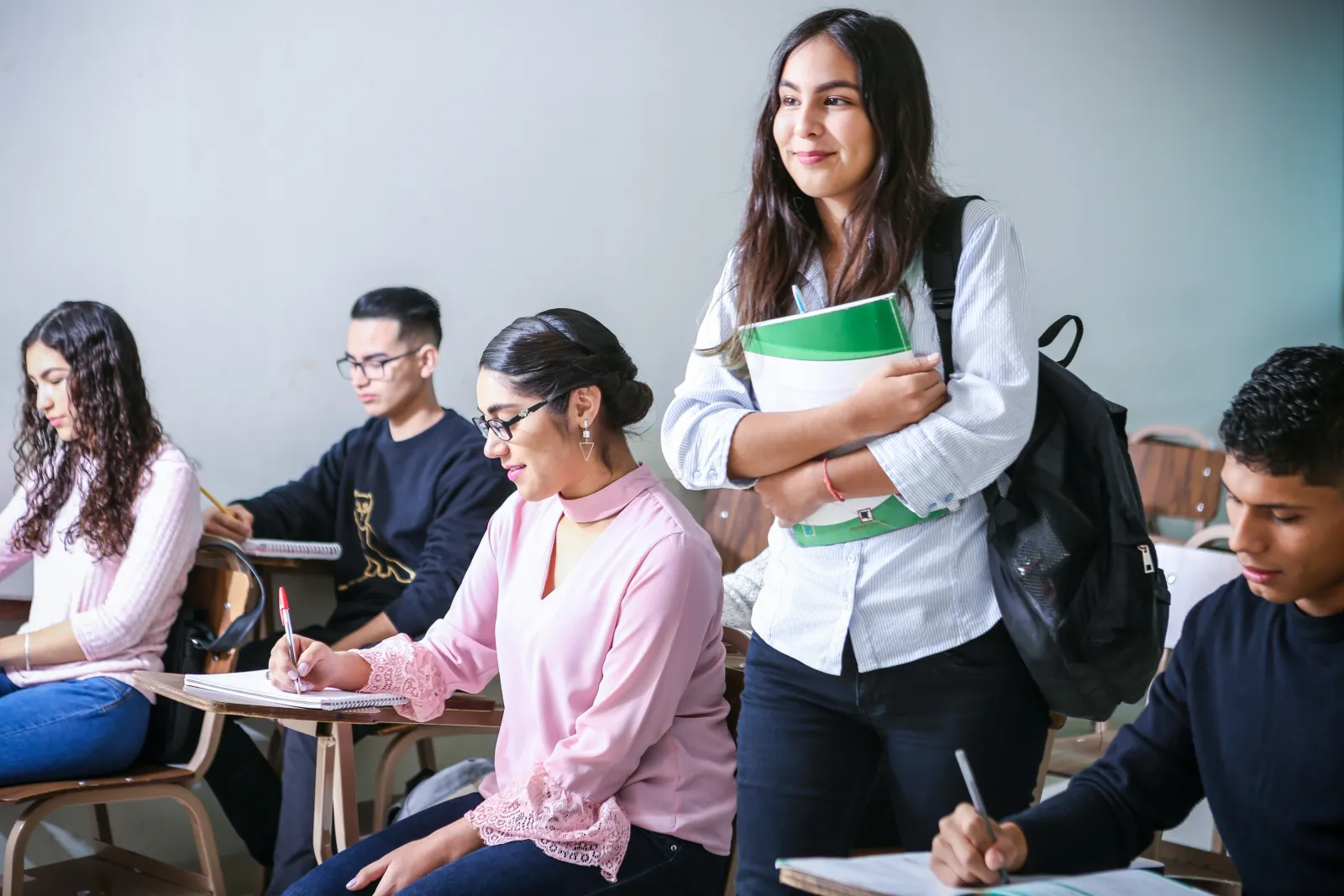 estudyante ng medisina sa klase - kung paano mag-aral ng biology